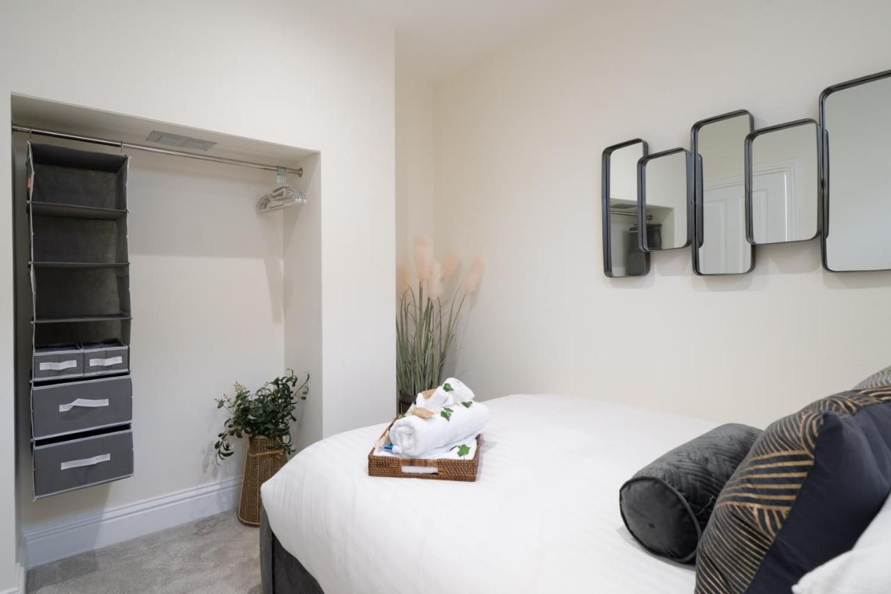 The House Of Selfies Apartment Royal Tunbridge Wells Bagian luar foto